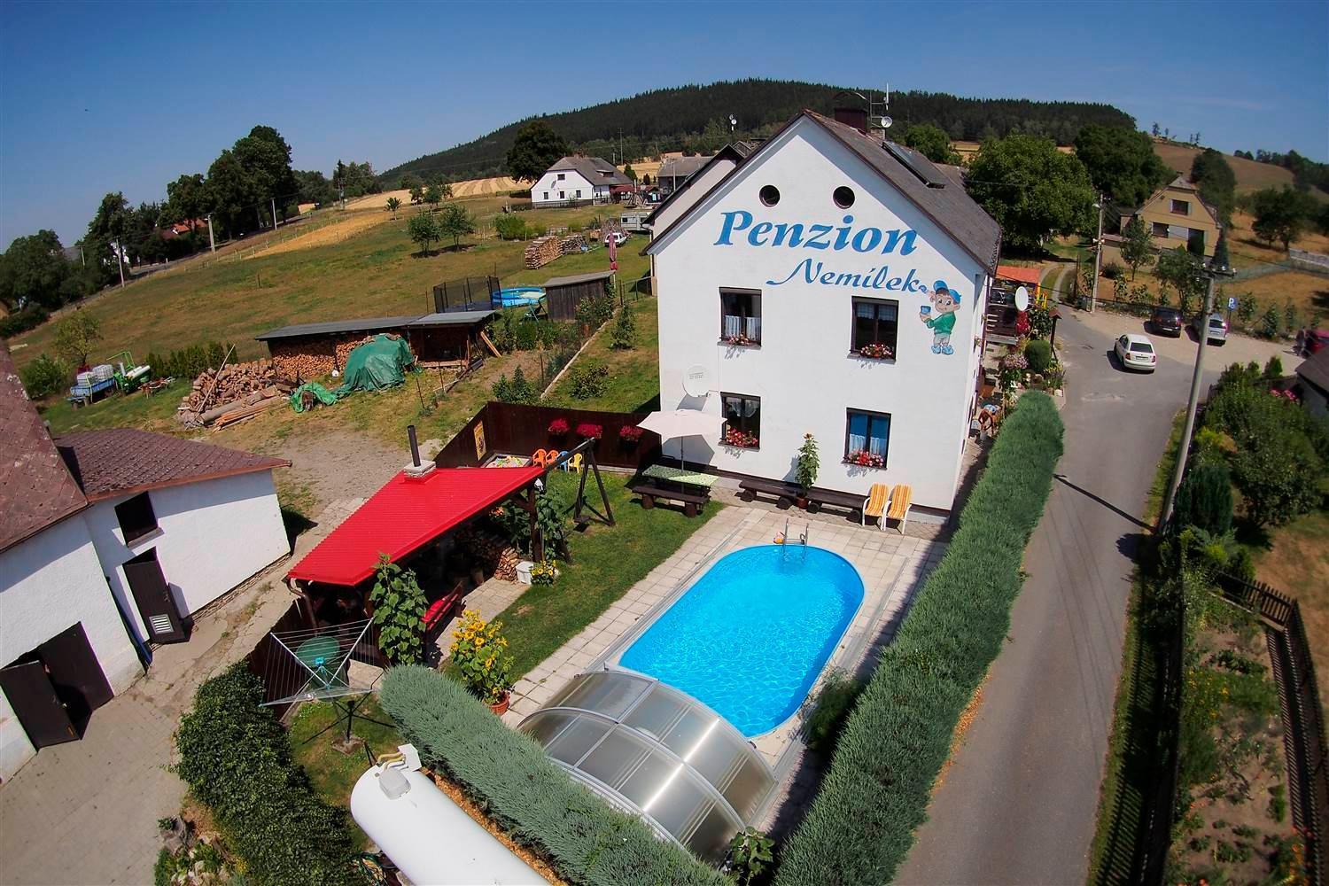 Penzion Nemilek Kolinec Экстерьер фото